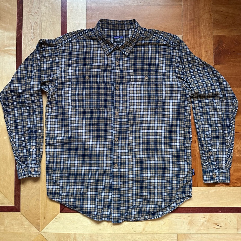 Patagonia Pima long sleeve button up organic cotton lightweight shirt